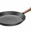 Skeppshult Bratpfanne Mit Walnussgriff 1 Skeppshult Bratpfanne Mit Walnussgriff -Emile Henry shop 0280V xl