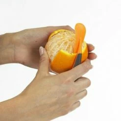 Lurch Orangenschäler -Emile Henry shop 10047 Orangenschaeler Anwendung 3 300 l