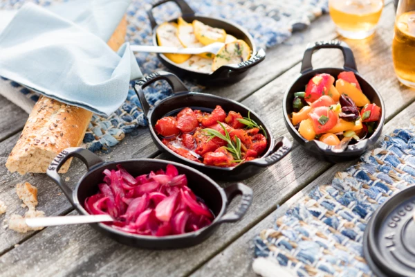 Staub Auflaufform Oval Aus Gusseisen In Kirschrot 24 X 17 Cm 4 Staub Auflaufform Oval Aus Gusseisen In Kirschrot 24 X 17 Cm – Bild 2