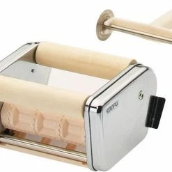GEFU Pastamaschine Pasta Perfetta Deluxe Mit 2 Aufsätzen -Emile Henry shop 28300 PastaMaschine Freisteller ZubehoerRAVIOLI GEFU