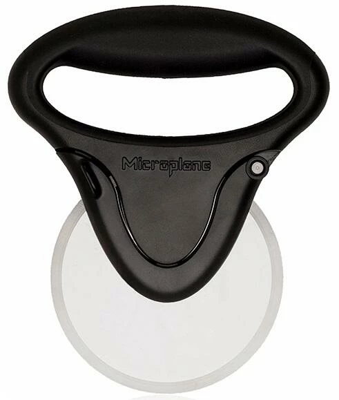Microplane Pizzaschneider In Schwarz 3 Microplane Pizzaschneider In Schwarz