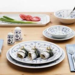 Kahla Tradition Eierbecher Mit Fuß In Blau Saks -Emile Henry shop Ambiente Blau Saks 1 4 l