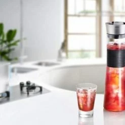 GEFU Karaffe CASCADA 13 GEFU Karaffe CASCADA -Emile Henry shop GEFU 35270 Wasserkaraffe Ambiente Kueche 1 bearbeitet l