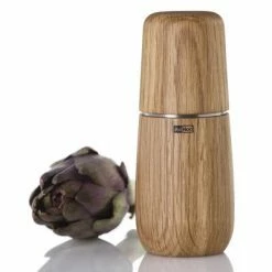 AdHoc Pfeffer- Oder Salzmühle Yono In Eiche 15 Cm / 6,2 Cm 9 AdHoc Pfeffer- Oder Salzmühle Yono In Eiche 15 Cm / 6,2 Cm -Emile Henry shop MP702 AdHoc Pfeffer Salzmuehle Yono 2 1