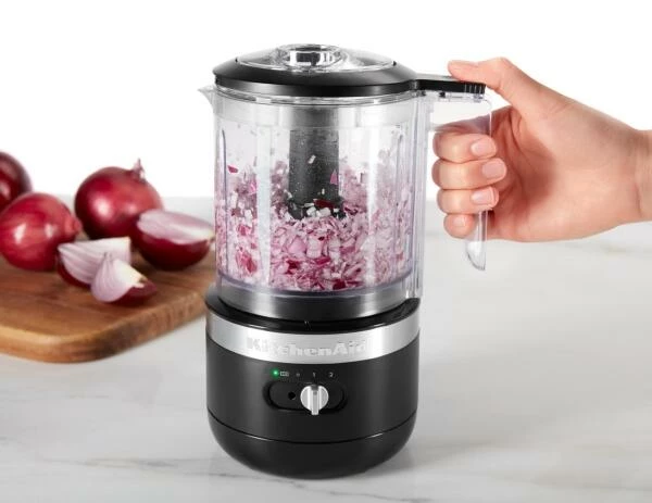 KitchenAid Kabelloser Zerkleinerer In Matt Schwarz 6 KitchenAid Kabelloser Zerkleinerer In Matt Schwarz – Bild 4