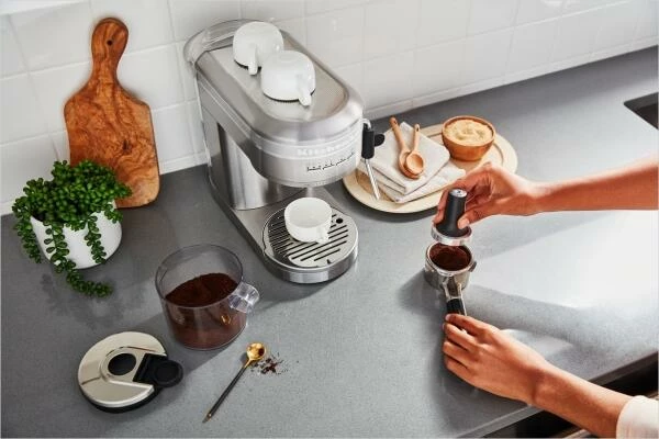 KitchenAid Halbautomatische Espressomaschine ARTISAN In Edelstahl 8 KitchenAid Halbautomatische Espressomaschine ARTISAN In Edelstahl – Bild 6